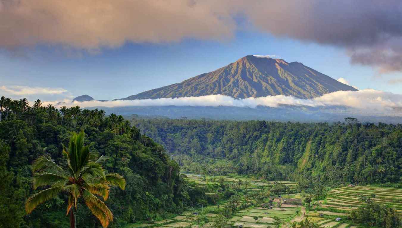 GD Bali Travel Hero Slide 3